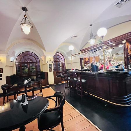 Готель Goa Country Club Ґурґаон Екстер'єр фото