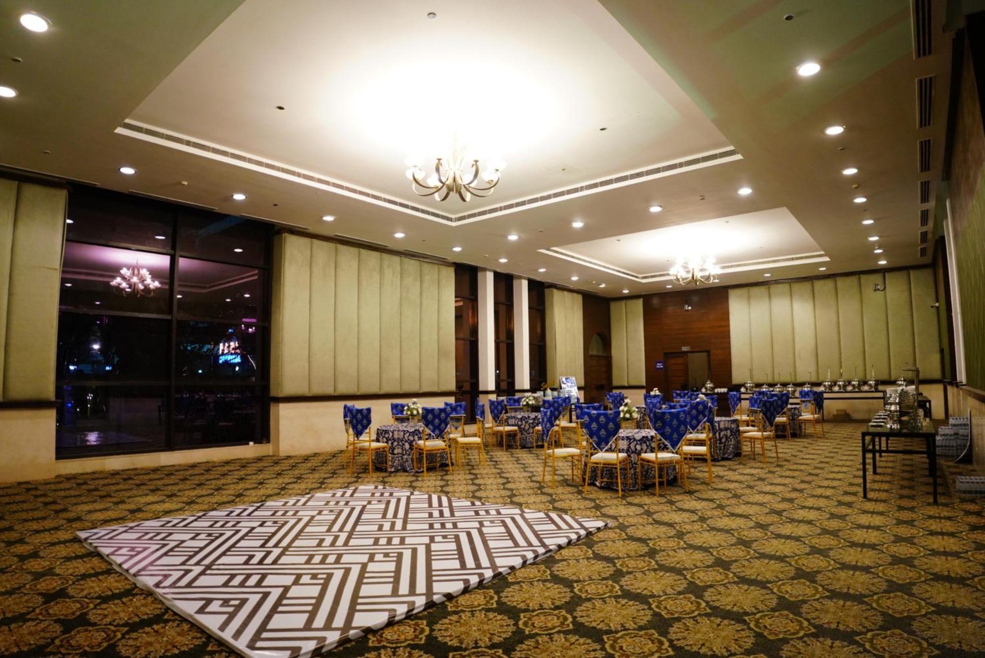 Готель Goa Country Club Ґурґаон Екстер'єр фото